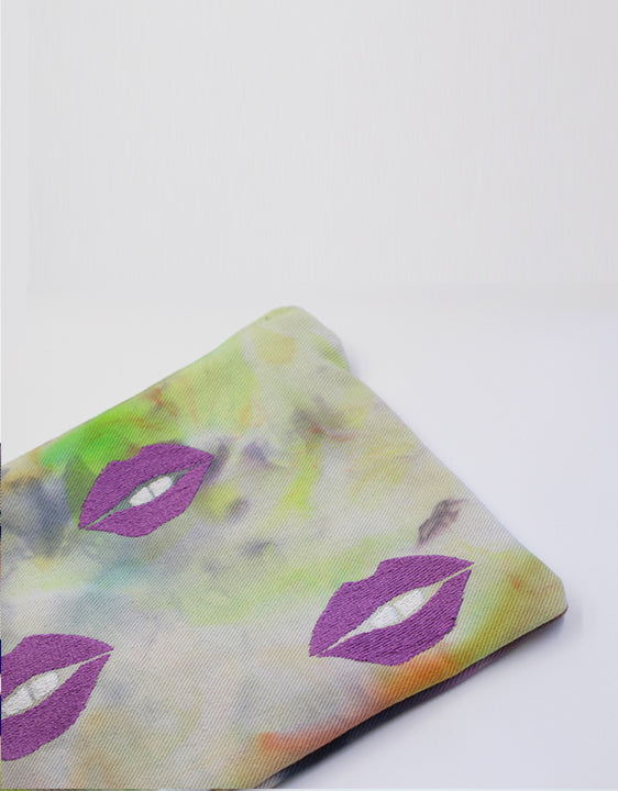 Realm Lavender Lips Clutch Online now