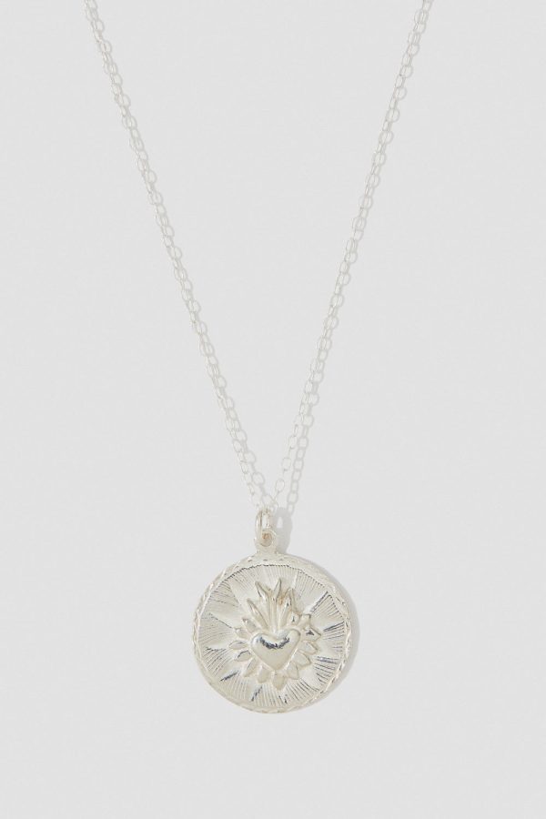 Corazon Round Necklace Fashion