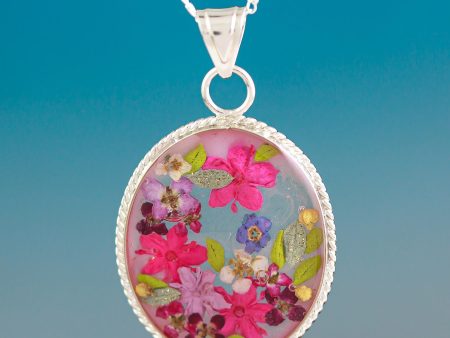 Antique Rose Old Fashioned Pendant Necklace with Pink Flowers in Resin Hot on Sale