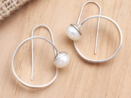 White Ocean Handcrafted Cultured Freshwater Pearl Drop Earrings For Cheap